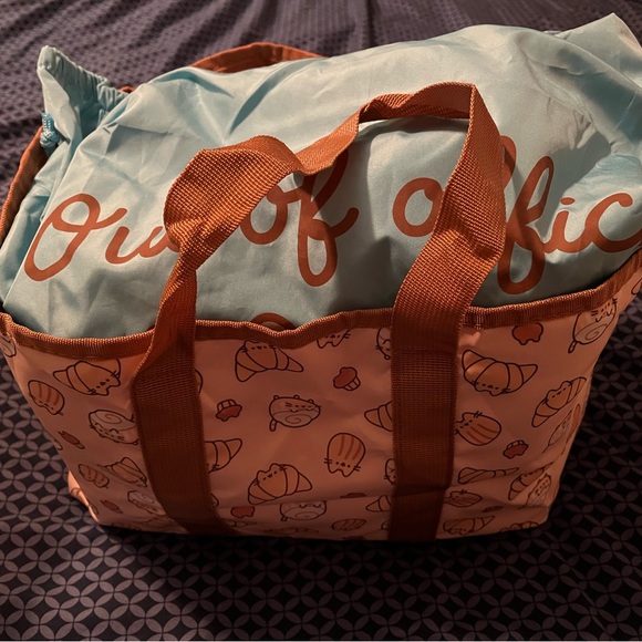 Pusheen collection - over 25 items, most are new and unused, a few with tags - Picture 2 of 7